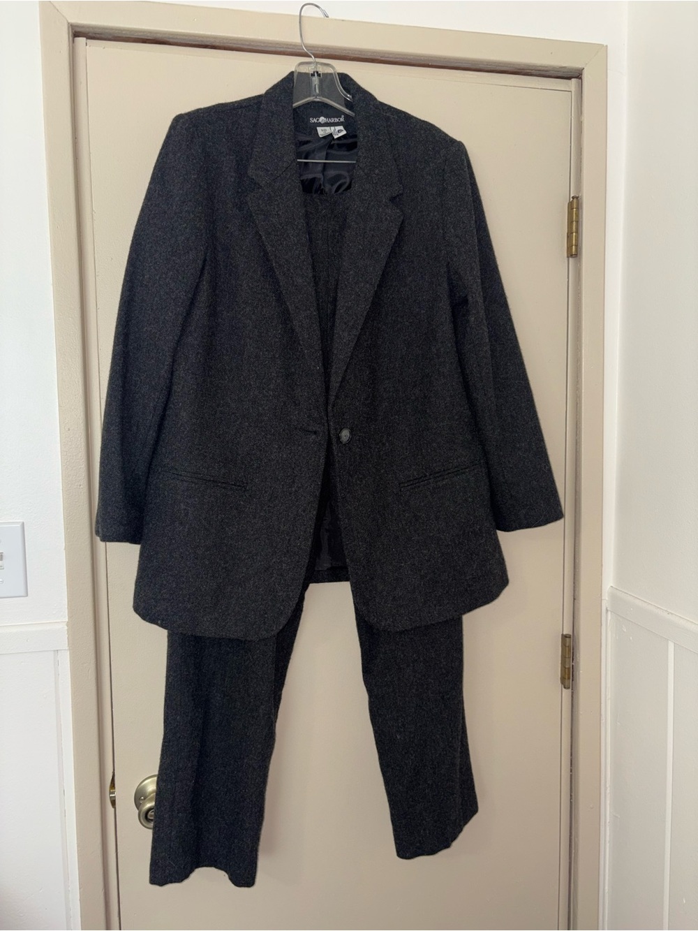 Vintage Woman’s Sag Harbor charcoal gray,  wool blend  suit with Satin Lining